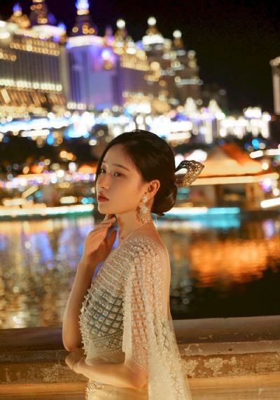 初恋时间第一集在线观看免费