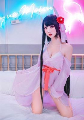 丰满双乳秘书被老板狂揉捏hd
